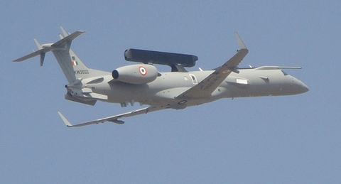 Không lực Ấn Độ tiếp nhận máy bay quân sự mới