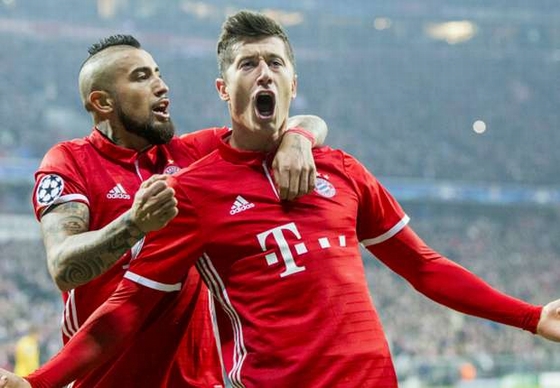 Bayern hủy diệt Hamburger 8-0 làm quà tặng HLV Ancelotti!