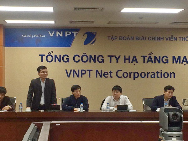 Cục phó Cục Viễn thông Chu Minh Tuấn cho biết trong thời gian qua VNPT đã thực hiện đúng với vai trò của một doanh nghiệp nắm thị phần lớn trong mảng điện thoại cố định. VNPT còn cho ra mắt ứng dụng tự động cập nhật danh bạ theo mã vùng mới (VNPT update contacts) rất thuận lợi cho người dùng.