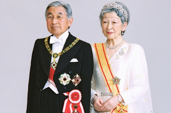  Nhà vua và Hoàng hậu Nhật Bản