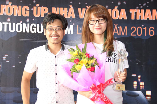 Võ Kim Phụng từng đoạt danh hiệu Á khôi - Hoa khôi làng cờ Việt 2016