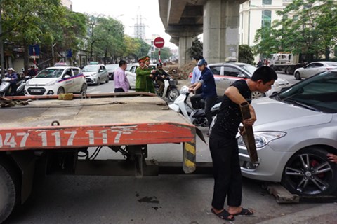 Hà Nội: Sẽ thu hồi giấy phép các bãi xe vi phạm