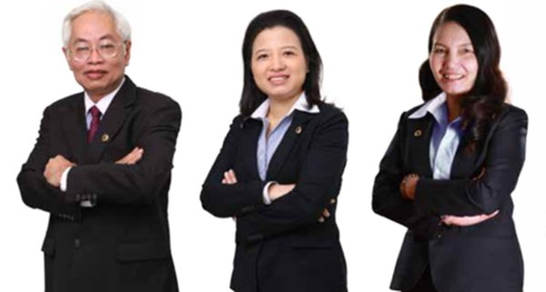 Từ trái qua: Ông Trần Phương Bình, bà Nguyễn Thị Ngọc Vân và bà Nguyễn Thị Kim Xuyến. Nguồn: Báo cáo thường niên 2012 của DongA Bank