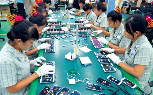 Ngành sản xuất Việt Nam sẽ sớm phục hồi khi &quot;ông lớn&quot; tung sản phẩm mới