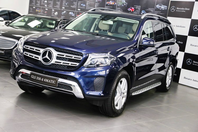 Mercedes-Benz GLS 350d &quot;chốt giá&quot; hơn 4 tỷ tại VN