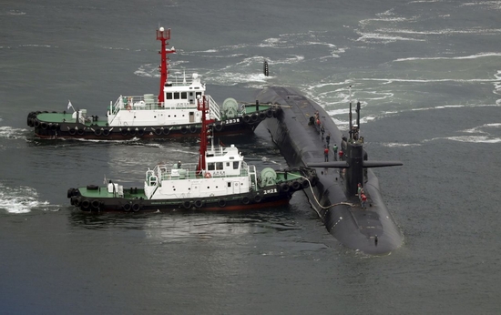 Tàu ngầm này sẽ gia nhập vào nhóm tàu sân bay tấn công USS Carl Vinson để tiến hành một cuộc tập trận phô trương sức mạnh quân sự vào cuối tuần này 