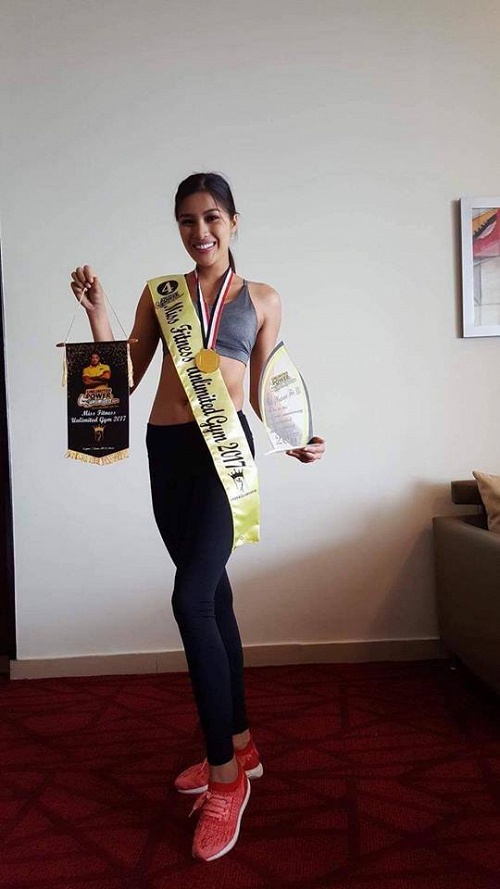 Nguyễn Thị Thành tỏa sáng nhận giải Miss Fitness Unlimited Gym 2017