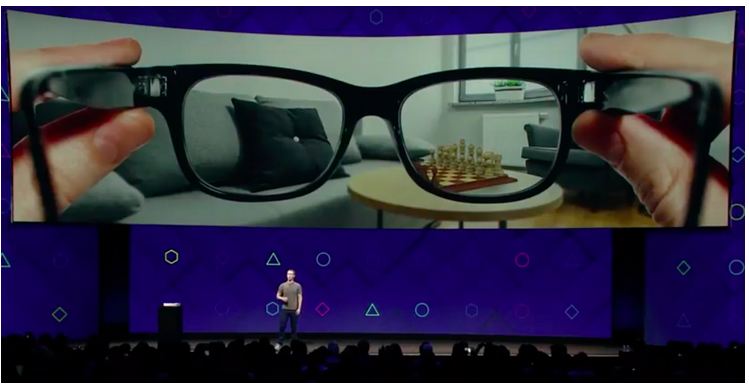  Zuckerberg nói về mục tiêu phát hành những cặp kính AR như thế này, chiếc kính có thể chiếu các vật thể ảo như bàn cờ hoặc thậm chí cả TV khi bạn nhìn qua nó.