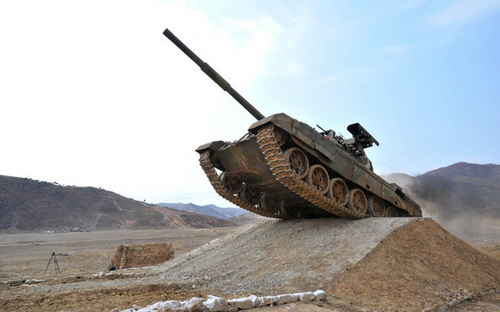 Triều Tiên sở hữu đội xe tăng hùng hậu tầm cỡ nào?