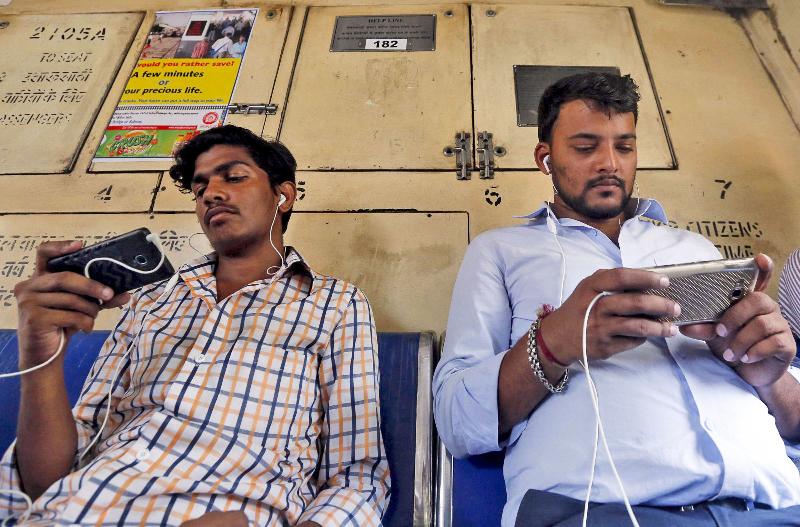 Facebook bán Wifi giá rẻ ở Ấn Độ với hơn 20.000 trạm phát