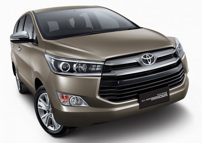 Toyota Innova và Toyota Fortuner: mua xe nào?