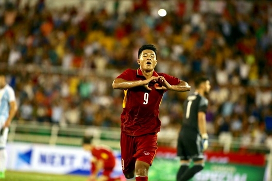 Đức Chinh chọc thủng lưới Argentina, U20 Việt Nam vẫn thua thảm!