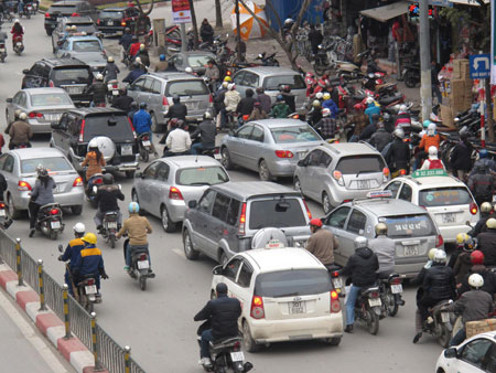 Giám sát hành trình 1 tháng, Hà Nội thu hơn 1.000 phù hiệu ô tô vi phạm