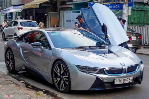 Chiêm ngưỡng BMW i8 màu xám bạc siêu đẹp duy nhất tại Việt Nam
