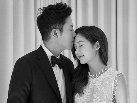 Sung Yuri bất ngờ thông báo đã kết hôn cùng bạn trai đại gia