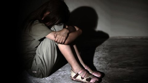 Nghi án hiếp dâm ở Thanh Hoá: Nghi can là người nhà 'quan' nên vụ việc... 'chìm xuồng?'