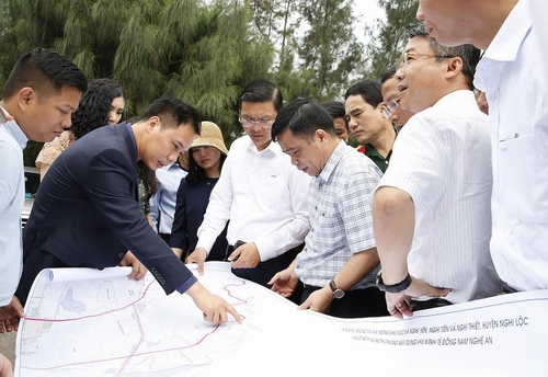 Tập đoàn FLC khảo sát thực địa triển khai dự án tại Nghệ An