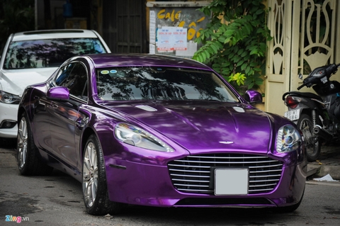 Chiêm ngưỡng siêu xe màu tím độc nhất Việt Nam giá hơn 10 tỷ đồng
