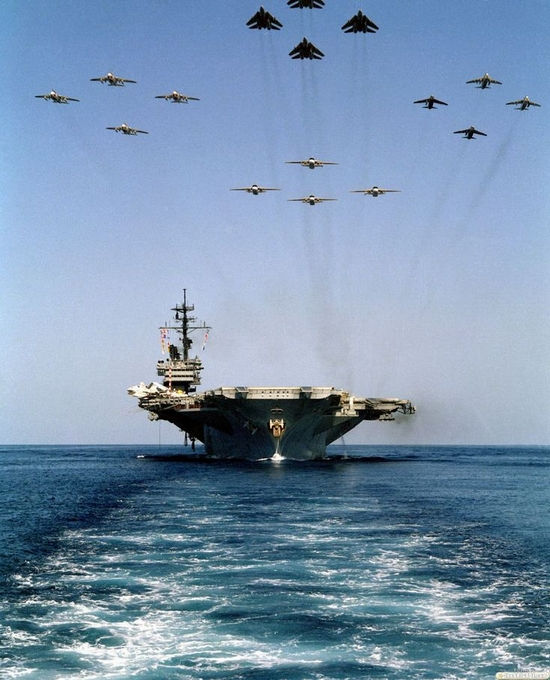 Tàu sân bay USS Nimitz