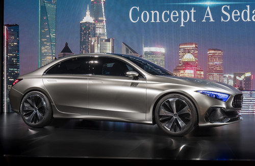 4. Mercedes Concept A Sedan: Mercedes Concept A Sedan được thiết kế theo ngôn ngữ 