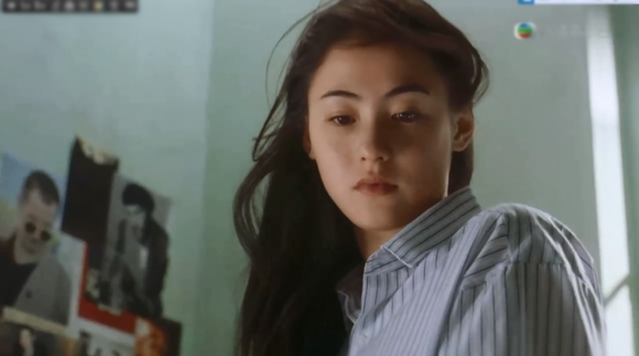 Không cần nhiều lớp son phấn, Trương Bá Chi vẫn đẹp trên từng thước phim.