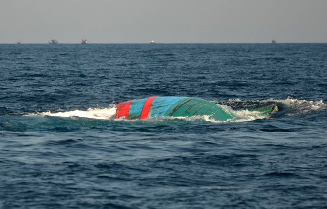 Tàu hàng nước ngoài đâm chìm tàu cá, một ngư dân tử nạn
