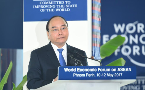 Thủ tướng Nguyễn Xuân Phúc gặp gỡ 21 doanh nghiệp hàng đầu của WEF