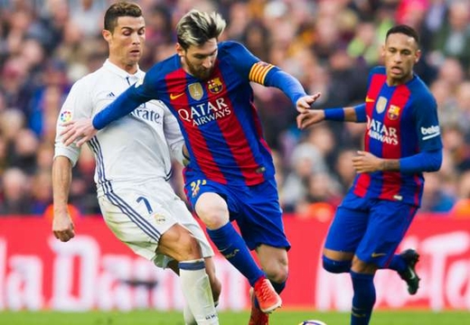 C.Ronaldo thừa nhận thích thú khi nhìn Messi chơi bóng!