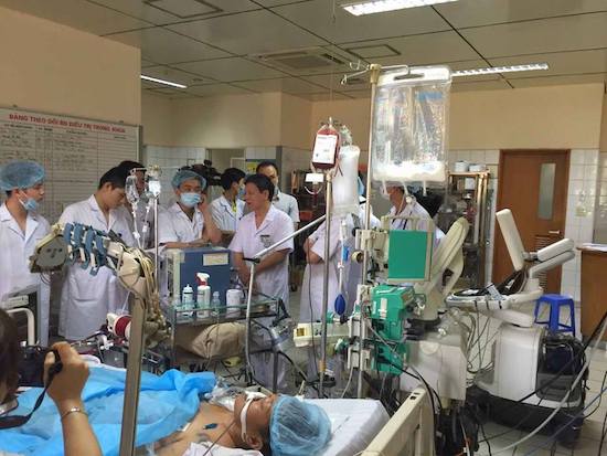 Tìm cách đưa bệnh nhân thận đang nguy kịch về bệnh viện Bạch Mai
