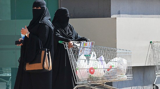 Người Qatar hoảng loạn trong cuộc khủng hoảng lớn nhất Trung Đông