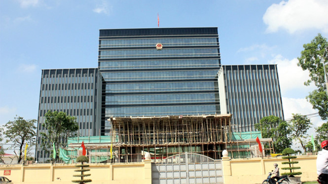 Bộ Xây dựng đề nghị các tỉnh báo cáo việc xây trụ sở, trung tâm hành chính