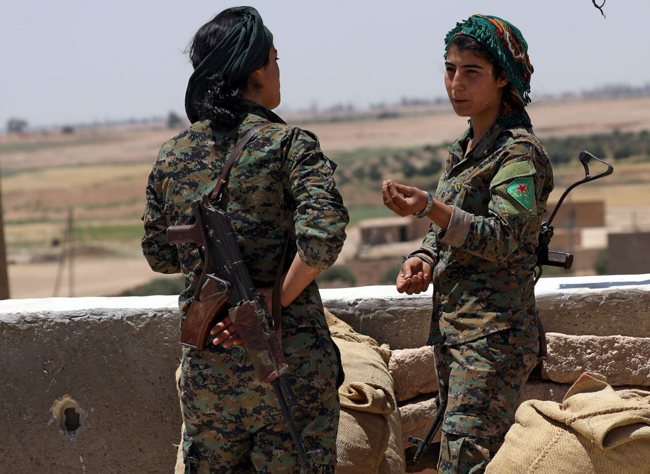 Lực lượng chiến binh đến từ Đơn vị Bảo vệ Nhân dân người Kurd – một lực lượng then chốt trong SDF