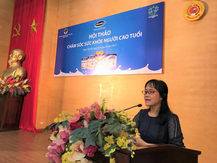 Bà Nguyễn Minh Tâm - Giám đốc Chi nhánh Hà Nội phát biểu tại hội thảo