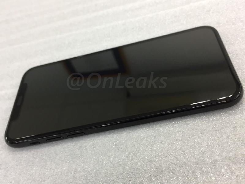 iphone-8-leak-confirms-vertical-dual-camera-bezel-less-display-516637-2.jpg