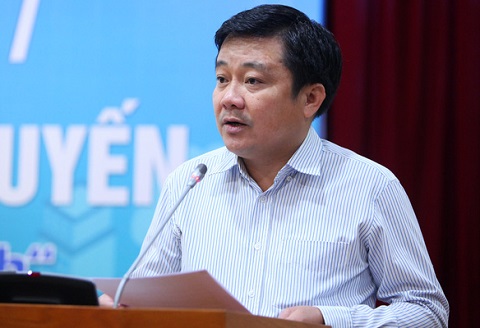 Ông Huỳnh Quang Liêm - Phó Tổng giám đốc VNPT phát biểu tại Hội thảo - Giao lưu trực tuyến.