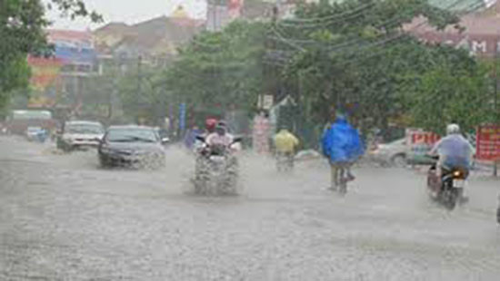 Bắc Bộ mưa dông diện rộng, Nam Bộ mưa to đề phòng dông lốc