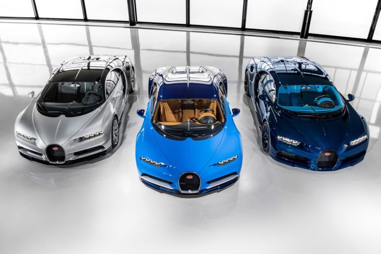 3. Bugatti Chiron: Sau thành công của Bugatti Veyron, Chiron cũng được mang đến lễ hội năm nay. Chiron hiện là mẫu hypercar mạnh nhất, nhanh nhất và sang trọng nhất trên thế giới. Số lượng sản xuất chỉ 500 chiếc.