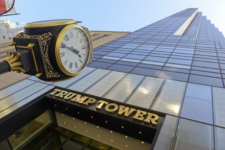 Tòa nhà nổi tiếng của thiên tài đầu tư bất động sản Donald Trump, ông cũng là đương kim Tổng thống Mỹ (Ảnh: Curbed New York)