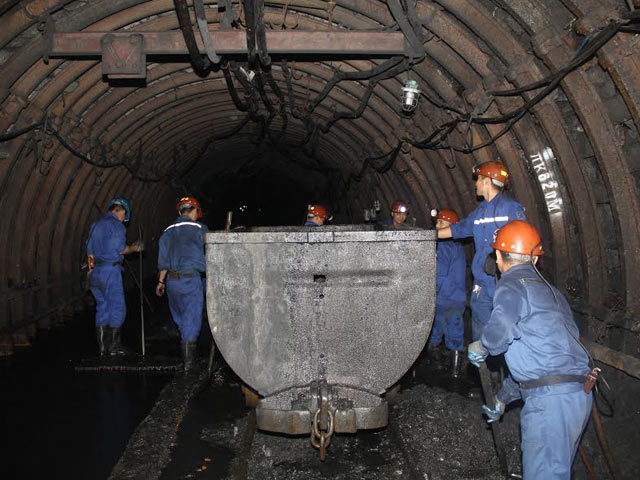 Một đường lò khai thác than của Công ty Than Dương Huy.