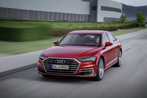 Audi A8 2018 chính thức được giới thiệu với giá từ 2,3 tỷ đồng