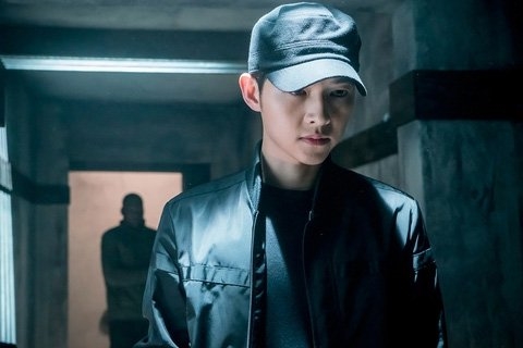 Song Joong Ki thủ vai nam chính trong phim.
