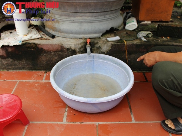 Nam Định: Xí nghiệp Kinh doanh nước sạch bán cho dân... nước ruộng?