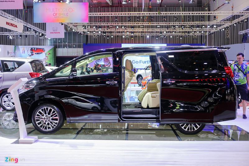 Ngắm siêu sang của Toyota sắp bán tại Việt Nam giá hơn 3,5 tỷ đồng