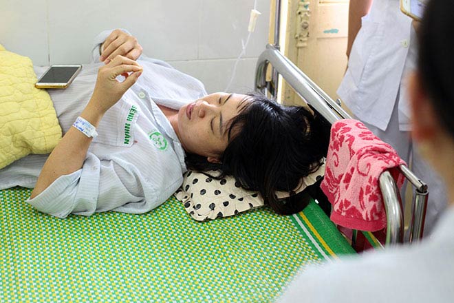 Chị Nguyễn Thị Huyền Trang, 28 tuổi ở Hai Bà Trưng, Hà Nội mang thai 6 tuần rất lo lắng vì sốt xuất huyết.