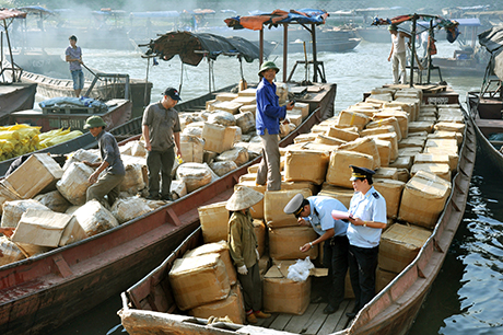 Uỷ ban nhân dân cấp tỉnh điều tiết hàng hóa khi có ách tắc tại cảng