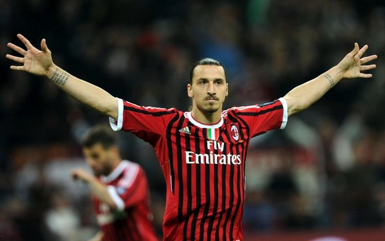 AC Milan chào đón Ibrahimovic trở lại thi đấu!