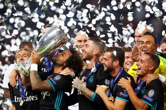 Hạ gục Man Utd, Real Madrid đoạt Siêu cúp châu Âu!