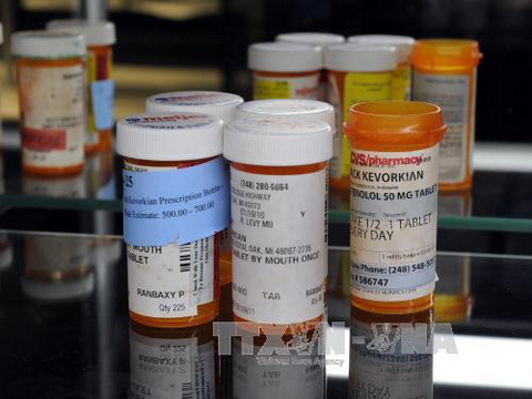 Khởi kiện các hãng dược phẩm gây vấn nạn nghiện ma túy tồi tệ nhất lịch sử