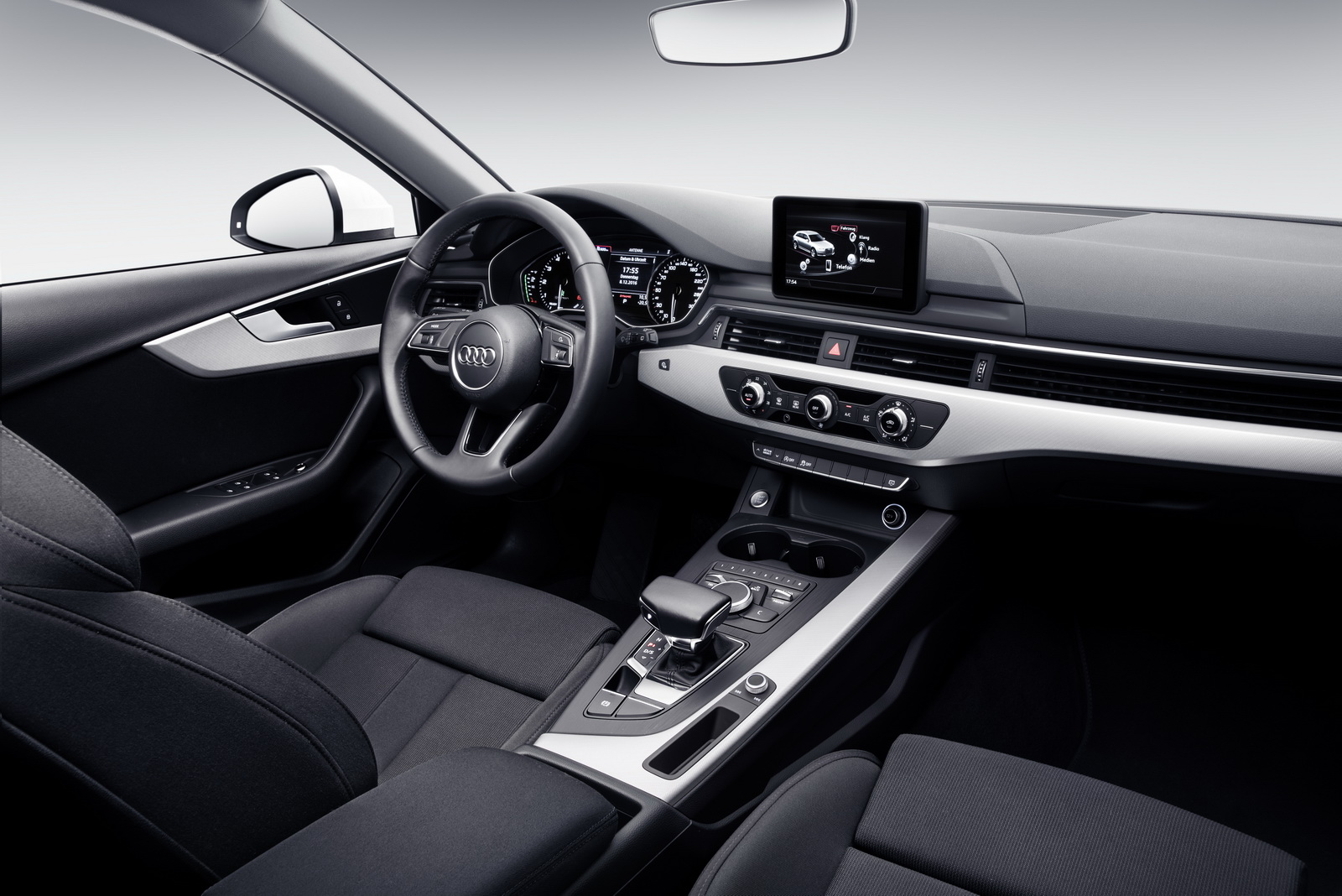 Khoang lái tiện nghi và rộng rãi trên Audi A5 Sportback G-Tron.