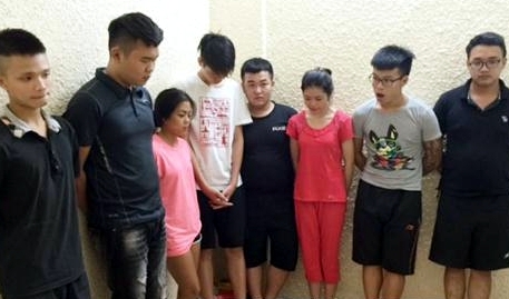11 'nam thanh, nữ tú' chạy xe tốc độ cao, gây náo loạn đường phố Hà Nội